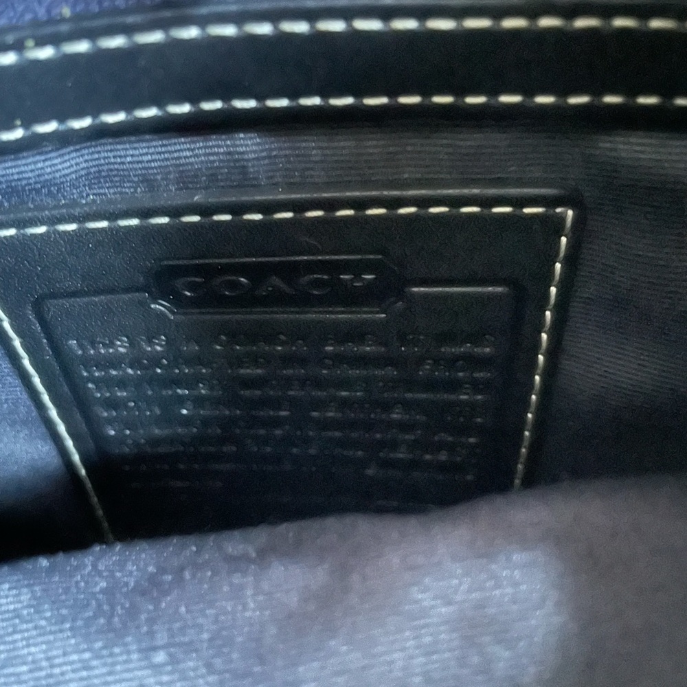 Coach vintage CC signature monogram small backpack excellent condition travel - Picture 7 of 11